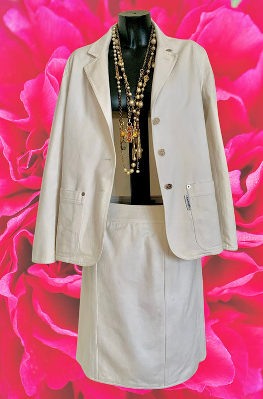 Ensemble veste et  jupe Chanel vintage