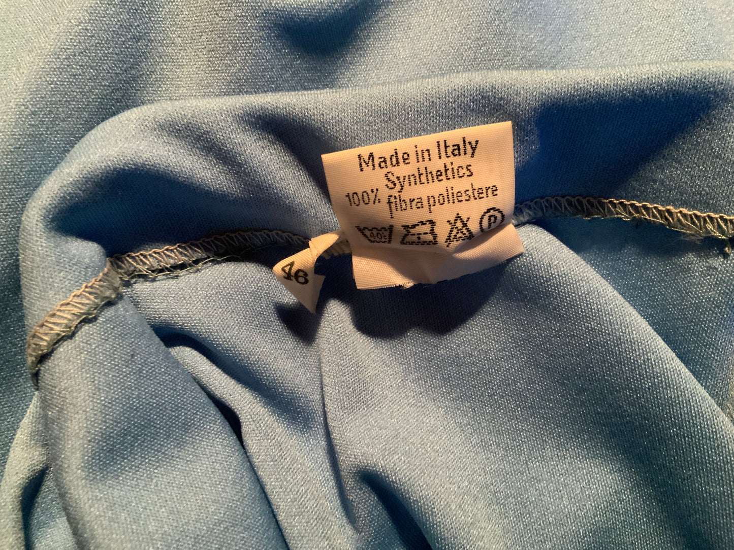 Robe maxi années 70 Crimplene noire et bleue