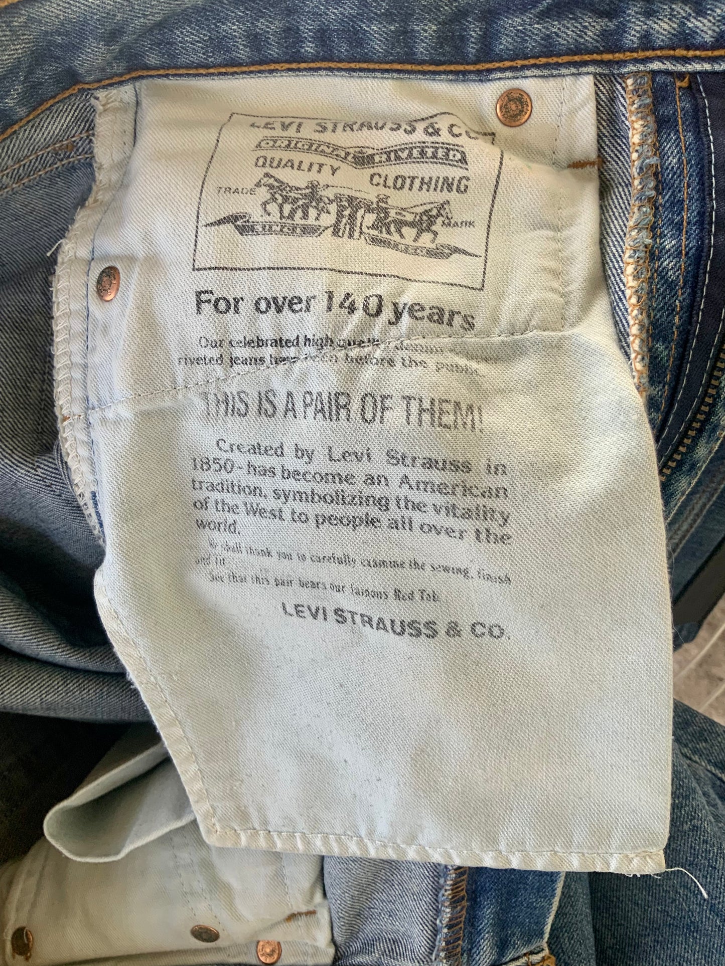 Jean 534 stonewashed Lévis vintage