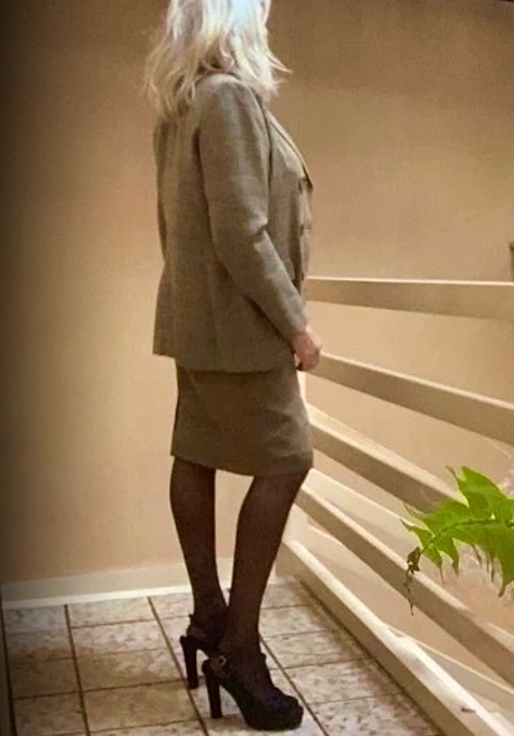 Tailleur jupe Yves Saint Laurent Variation carreaux Prince de Galles beige et noir Vintage