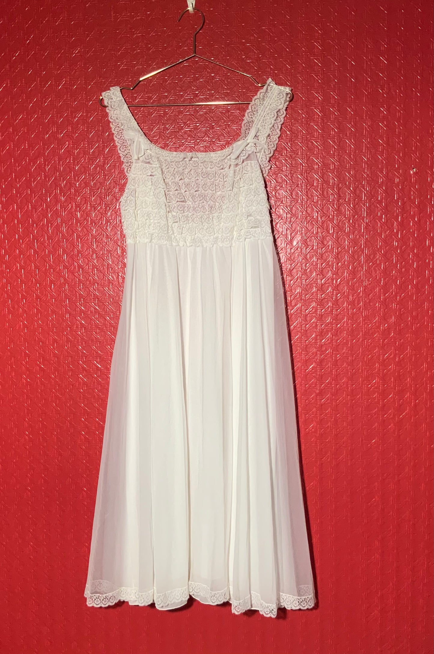 Chemise de nuit blanche vintage