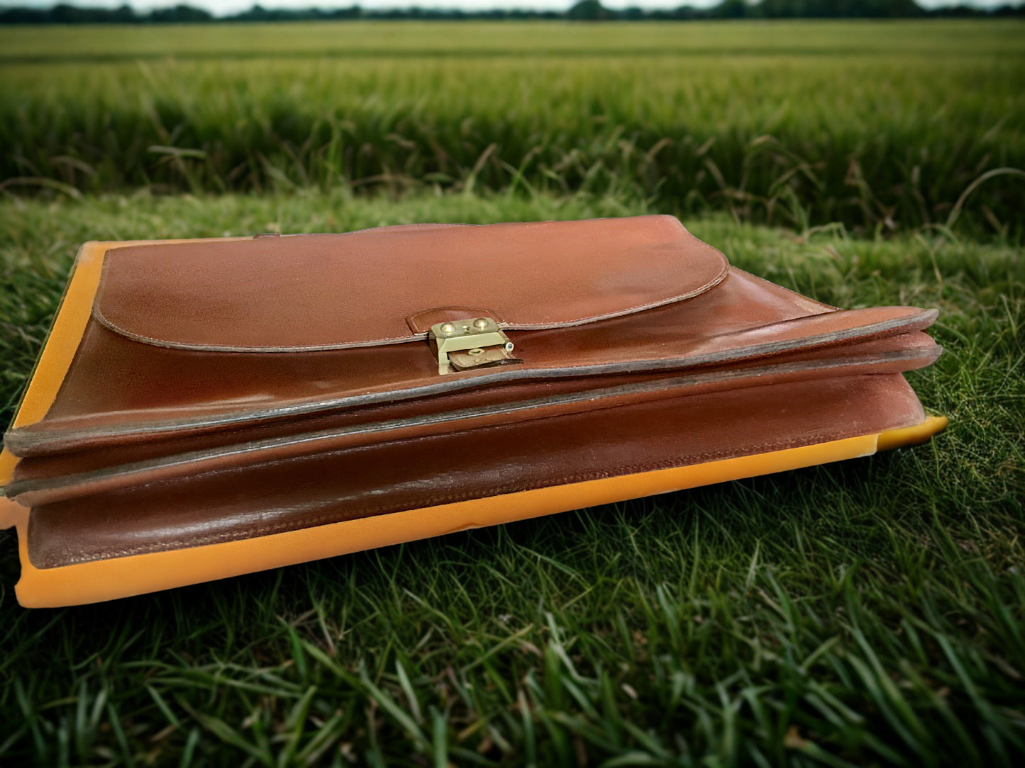 Sac à dépêches HERMES en cuir vintage