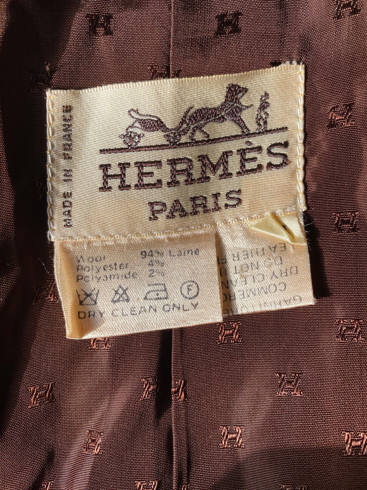 Caban femme Hermès en laine bouclette vert kaki / marron