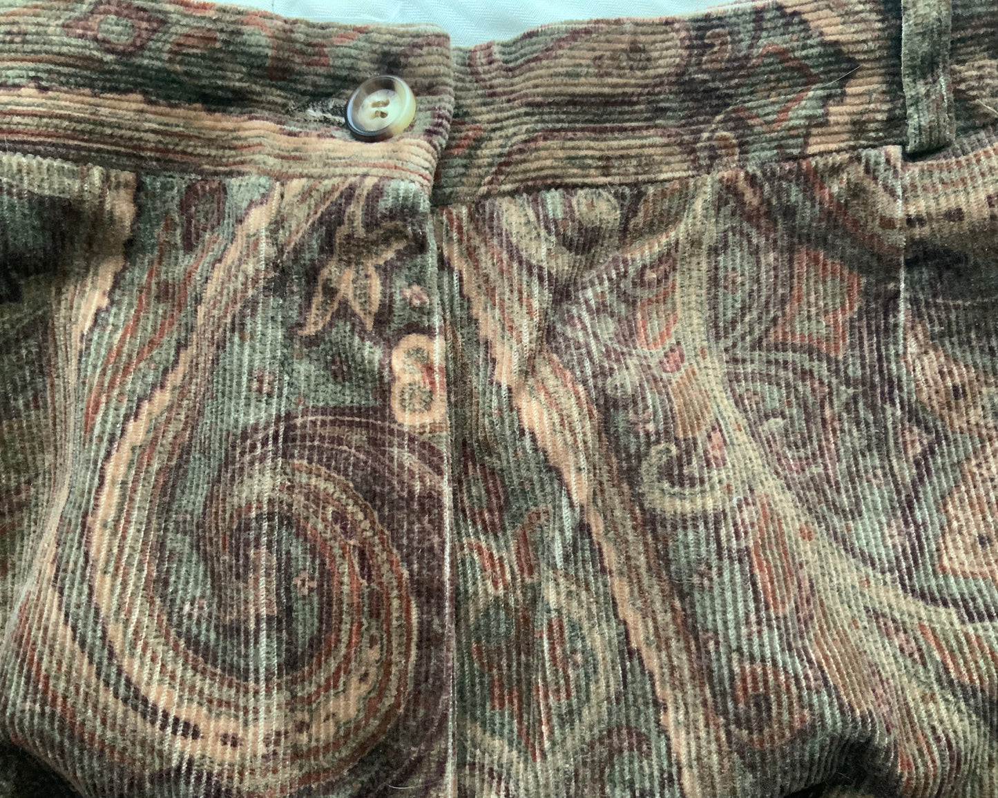 Pantalon en velours milleraies motif paisley CELINE vintage années 90