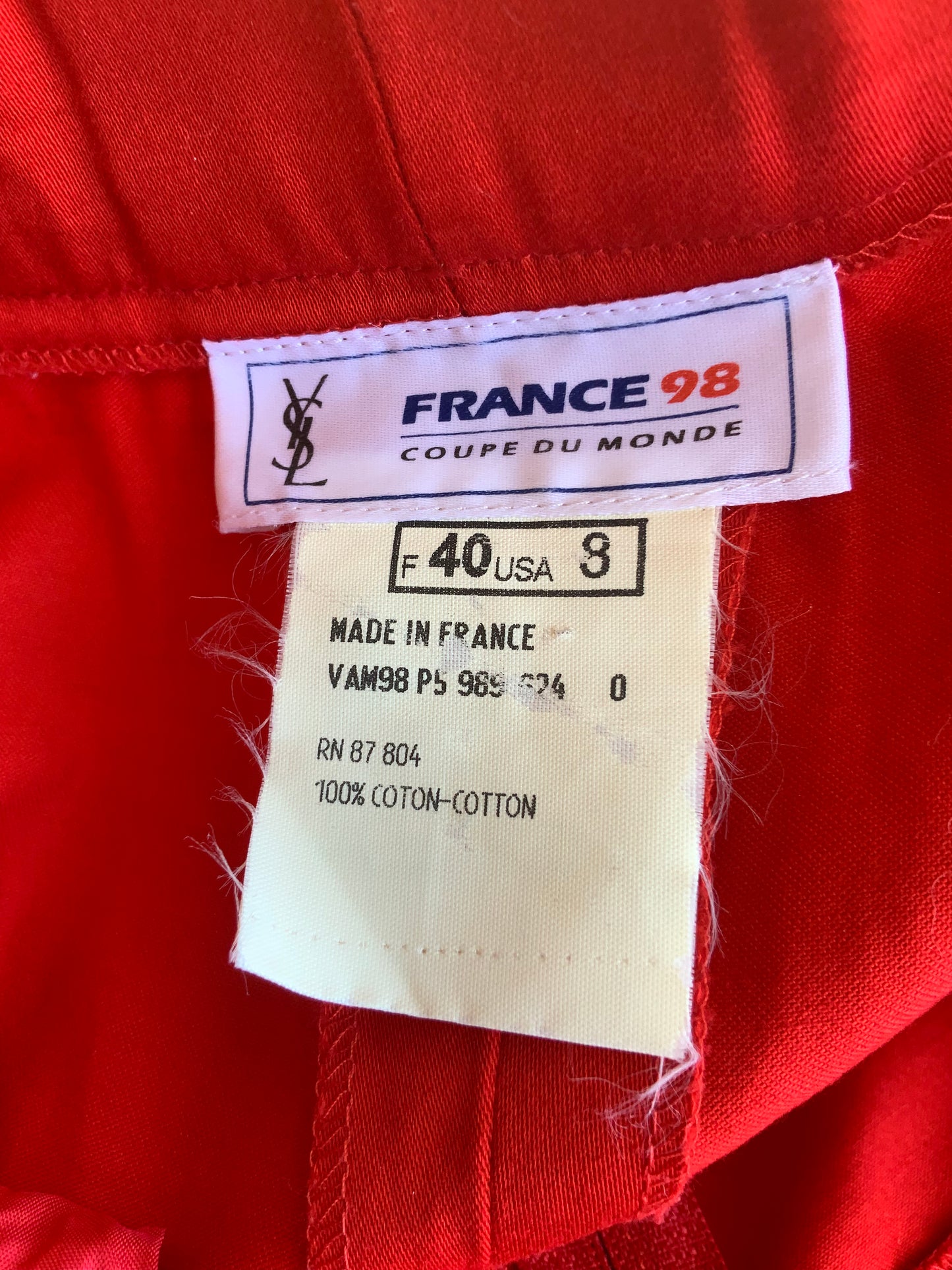 Ensemble veste et short rouge Yves Saint Laurent vintage