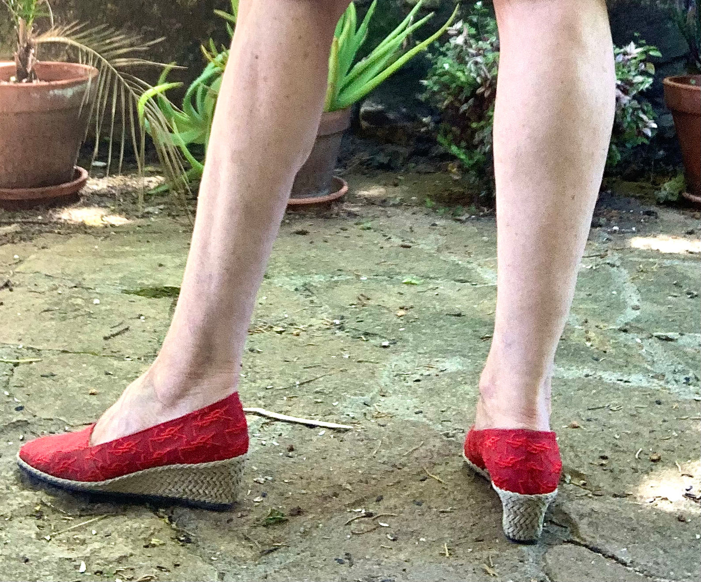 Espadrilles compensées rouges Yves Saint Laurent vintage