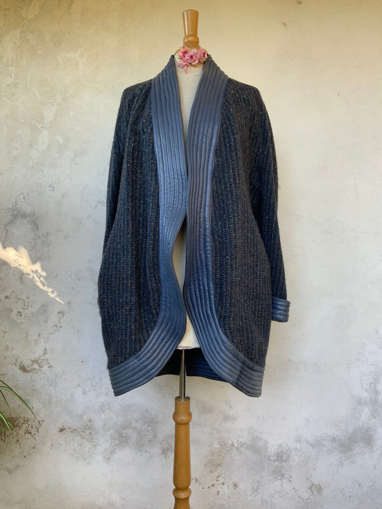 Veste en tweed et cuir bleu Lunar Caustic Paris vintage