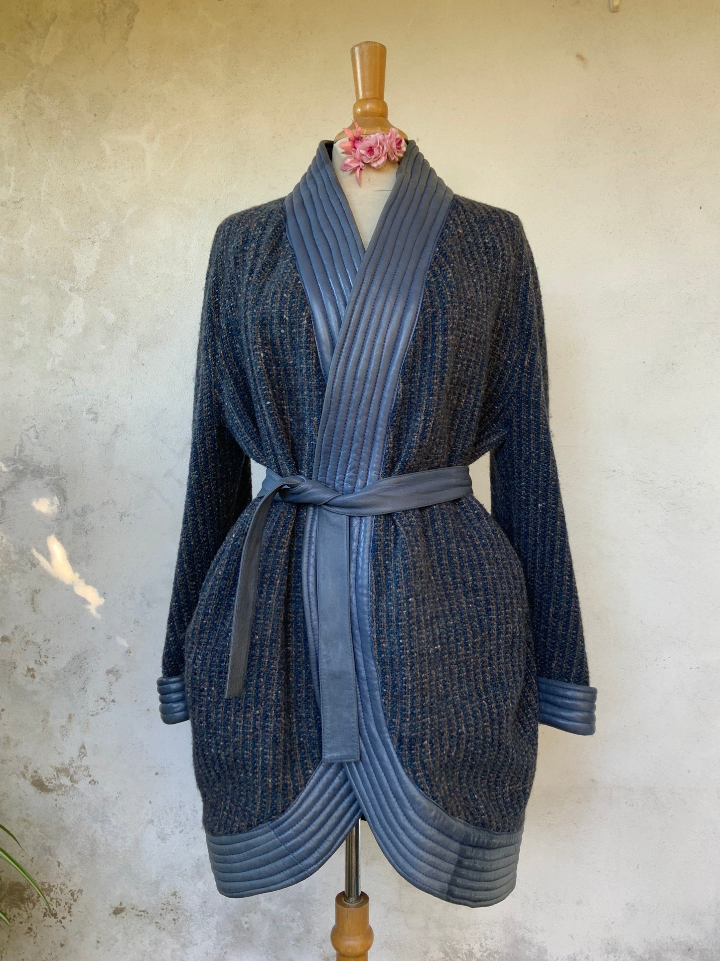 Veste en tweed et cuir bleu Lunar Caustic Paris vintage